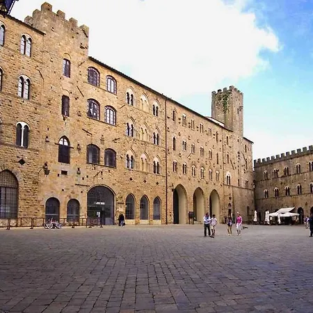 Castello Volterra